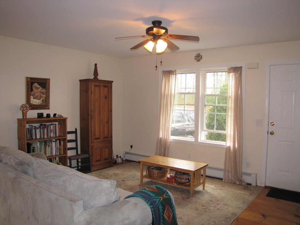 247 Southbridge Road Warren, MA 01083 - Photo 7 of 14 Gallery Image 7