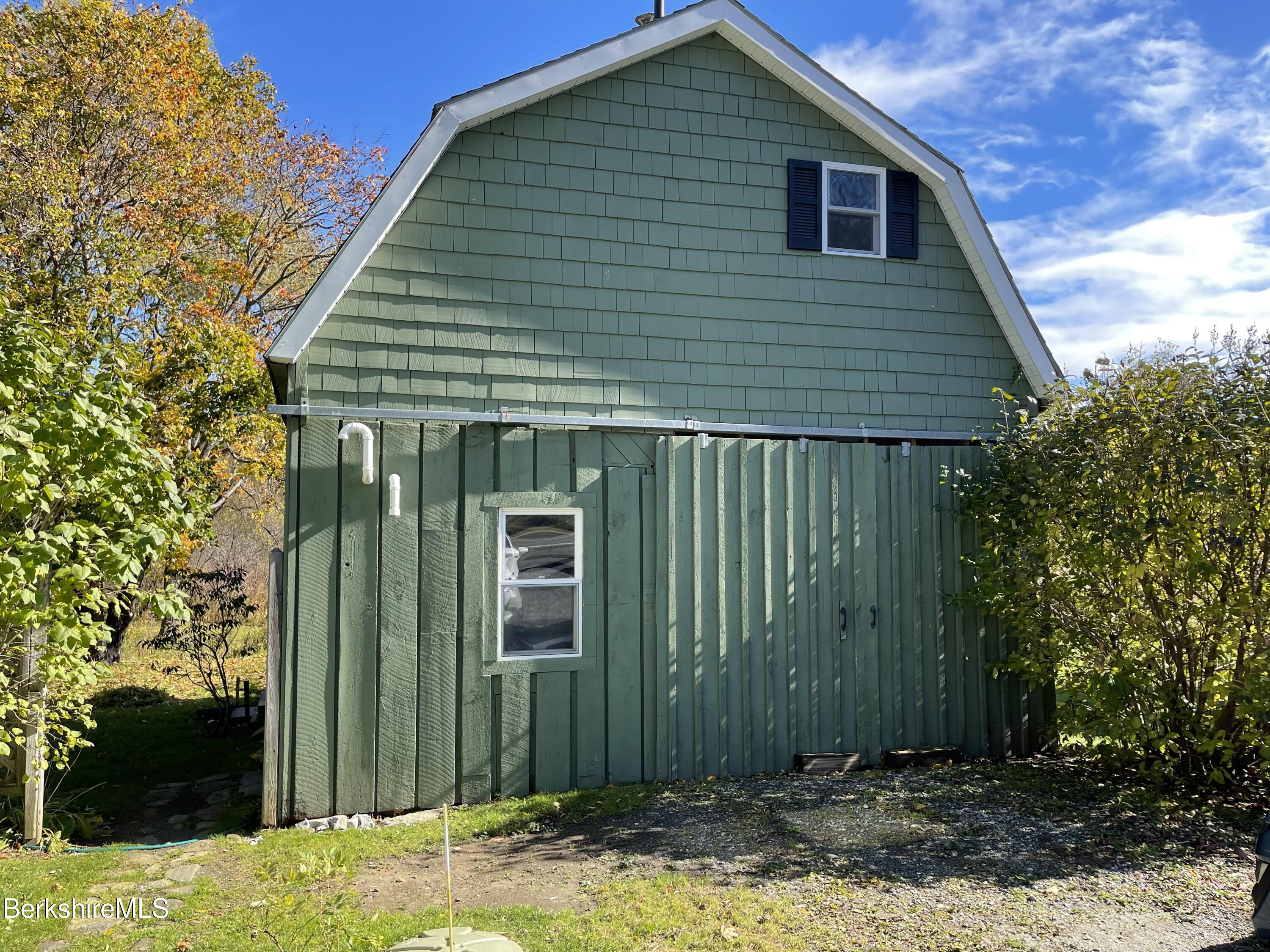33 South Main Road, Unit STUDIO Otis, MA 01253 - Photo 7 of 8 BARN