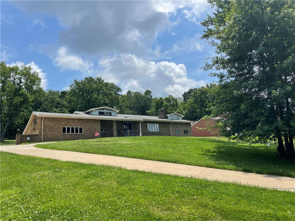 1443 Stoltz Road Bethel Park, PA 15102 - Photo 6 of 48