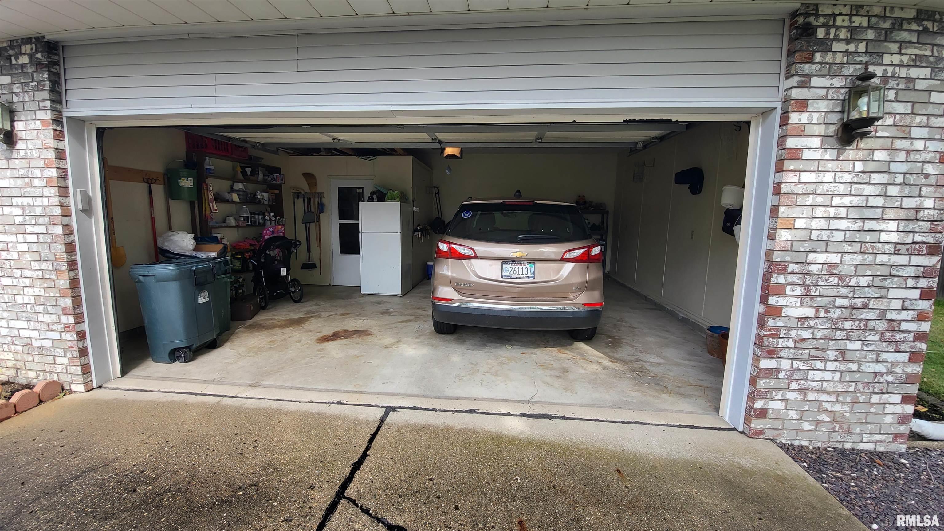 62 Zion Court Springfield, IL 62712 - Photo 7 of 36