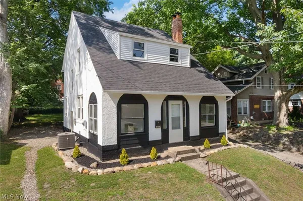 $159,999 | 1649 Preston Avenue, Akron, OH 44305