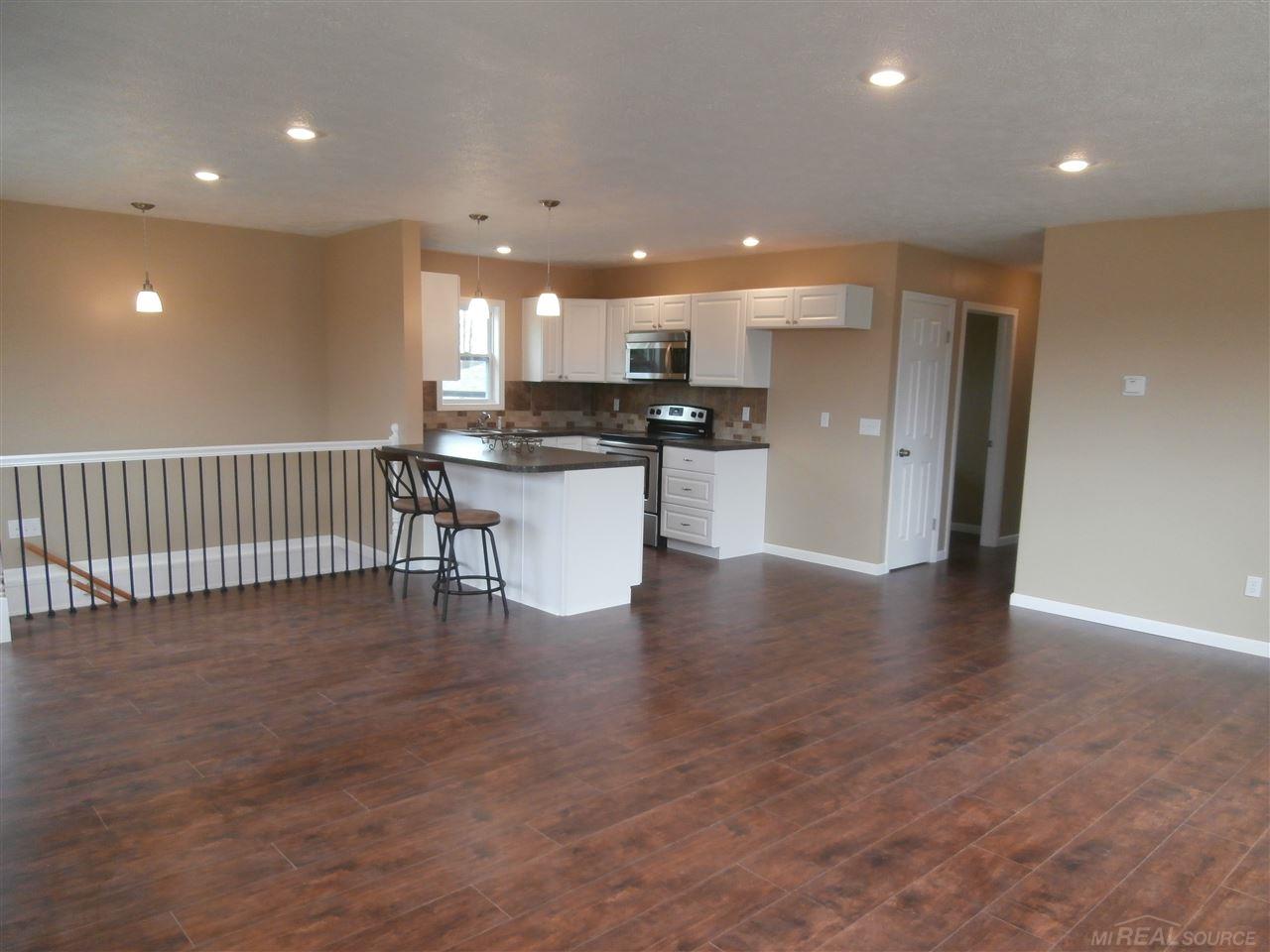 8495 South State Road Bancroft, MI 48414 - Photo 2 of 23 31237339-1.JPG