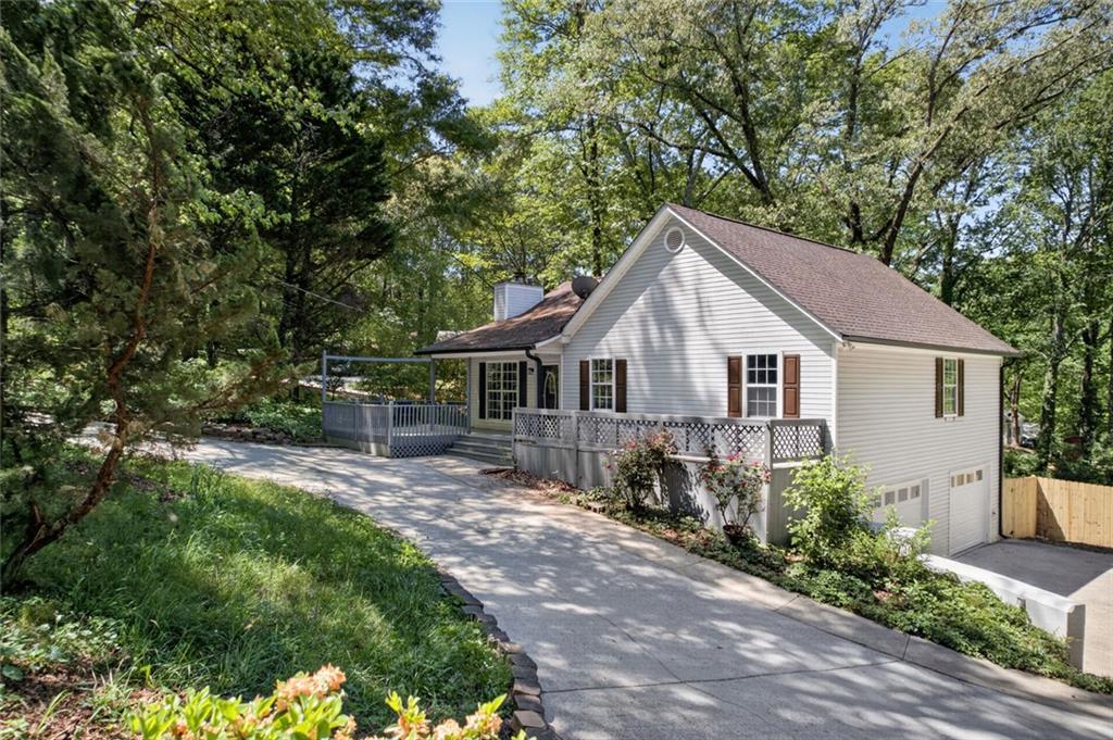 190 Killian Street Canton, GA 30114 - Photo 33 of 44 a view of a yard in front of house