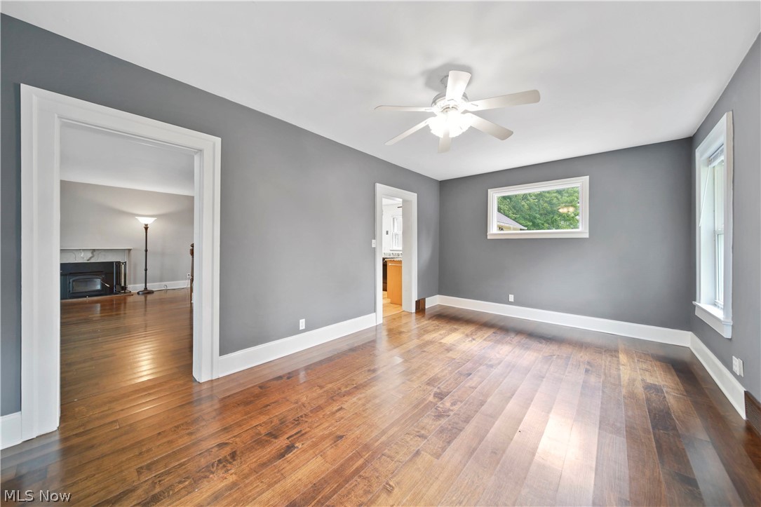 1927 Brainard Road Cleveland, OH 44124 - Photo 14 of 30