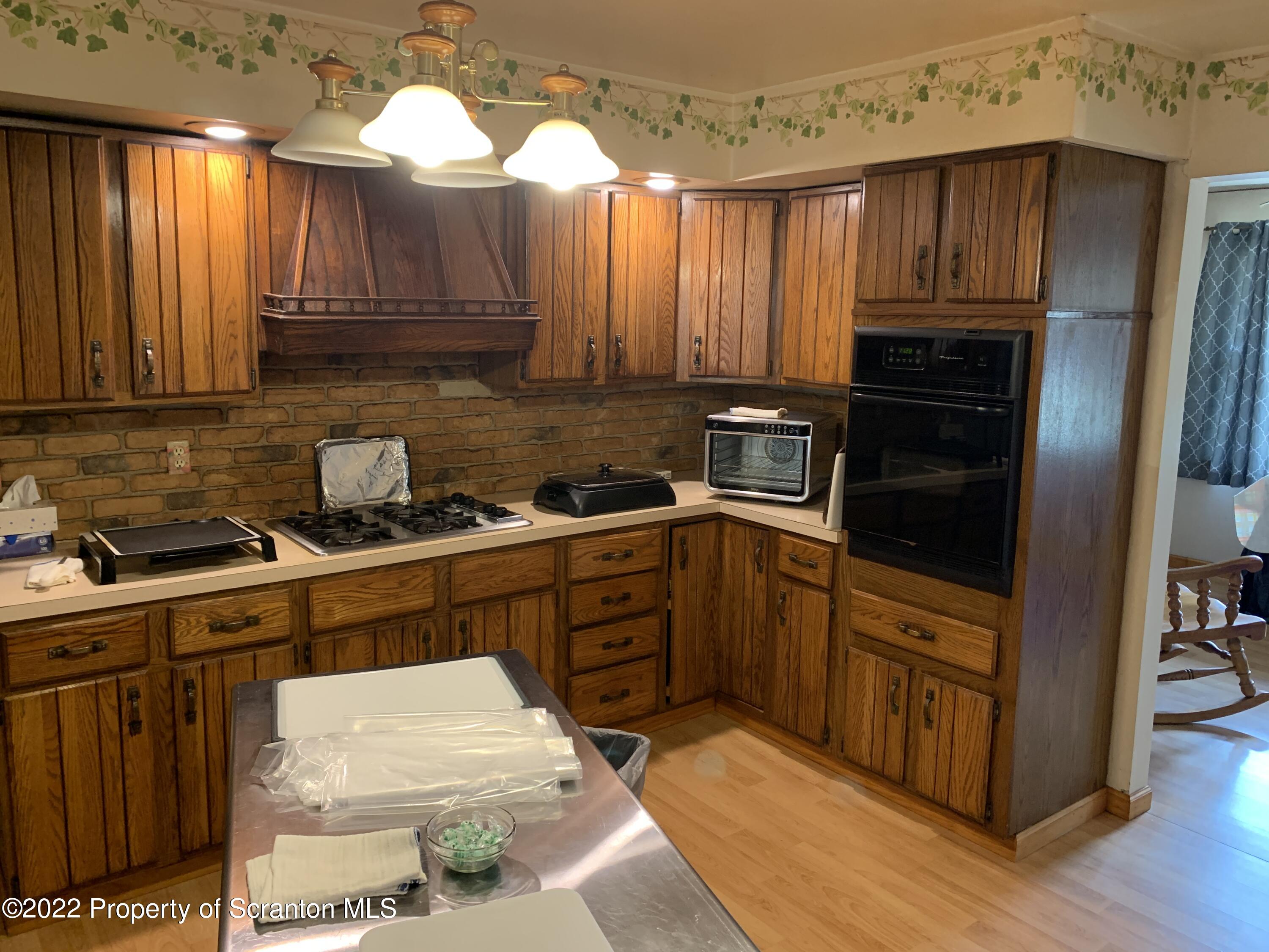 1028 Spring Street Old Forge, PA 18518 - Photo 13 of 53 Gallery Image 13