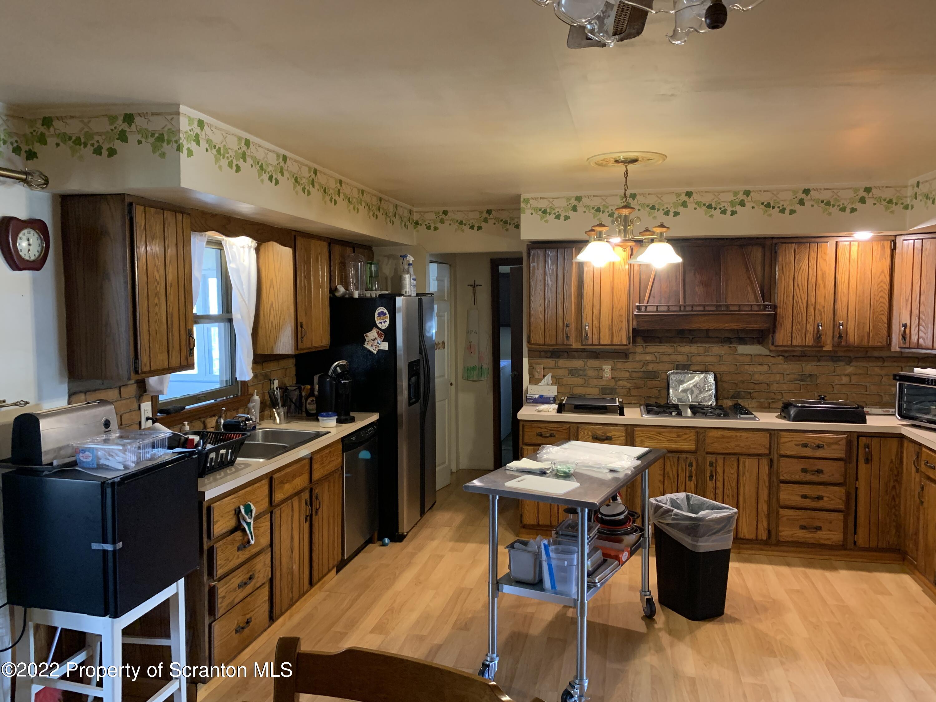 1028 Spring Street Old Forge, PA 18518 - Photo 18 of 53 Gallery Image 18