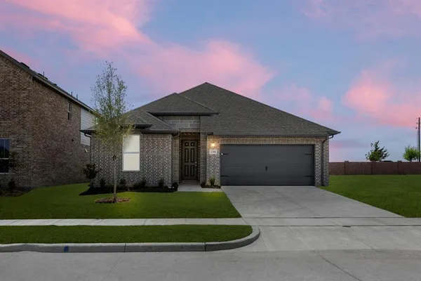 $379,000 | 1208 Redcoat Drive, Forney, TX 75126