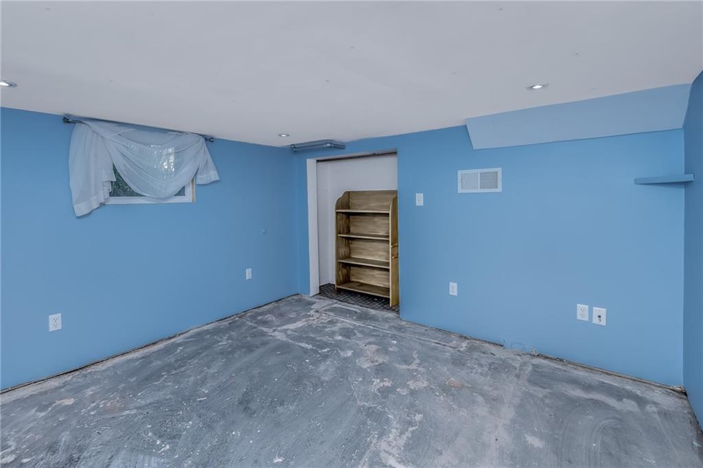 1375 Locust Street Indiana, PA 15701 - Photo 25 of 32