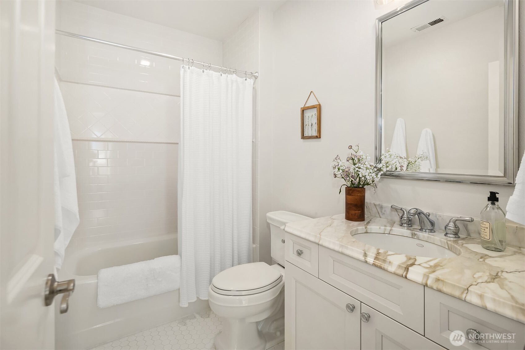 29002 Northeast 3rd Way Carnation, WA 98014 - Photo 21 of 39