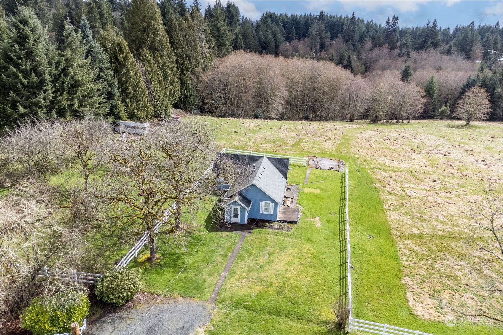 1313 Stella Road Longview, WA 98632 - Photo 1 of 20 a view of swimming pool with a yard