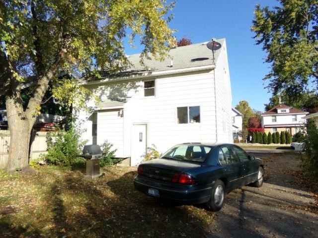 1434 Rathbone Street Southwest Wyoming, MI 49509 - Photo 2 of 11 103_4095
