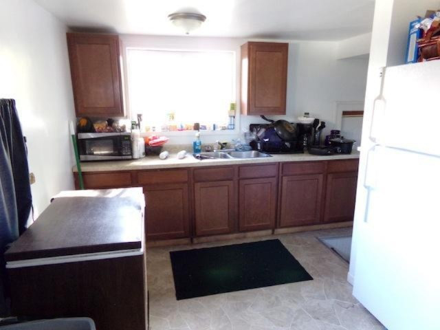 1434 Rathbone Street Southwest Wyoming, MI 49509 - Photo 3 of 11 103_4112