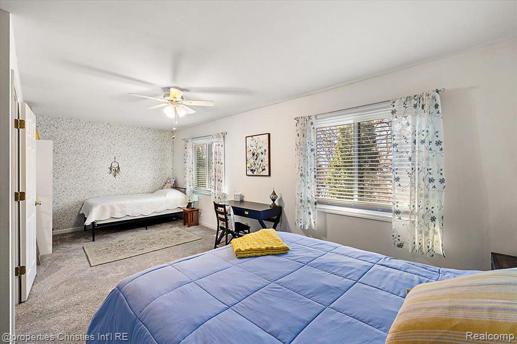 67 Maple Grove Clawson, MI 48017 - Photo 18 of 24 Gallery Image 18