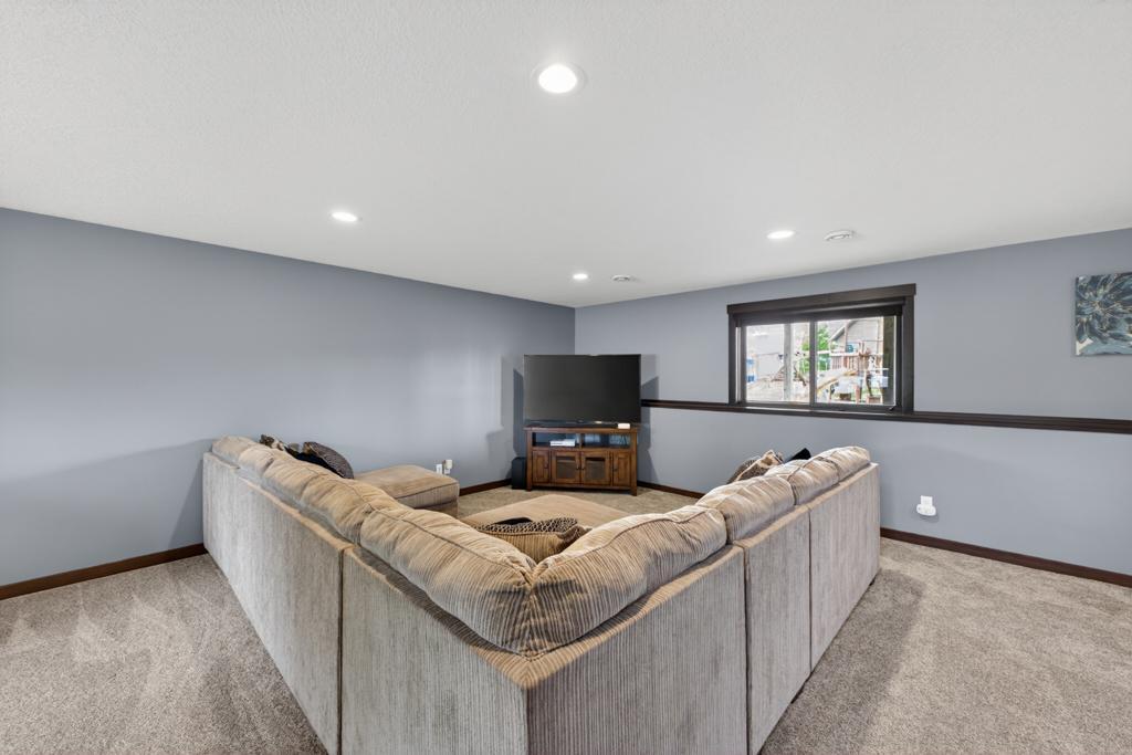 2287 Phoenix Road Southwest Rochester, MN 55902 - Photo 29 of 35