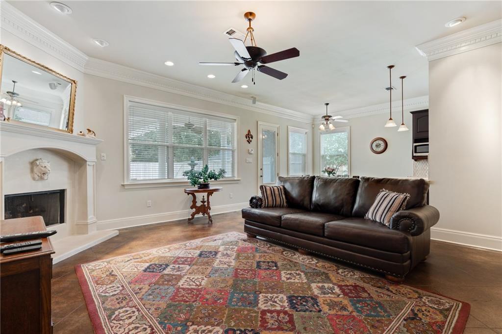 520 Dilton Street River Ridge, LA 70123 - Photo 6 of 27 Gallery Image 6