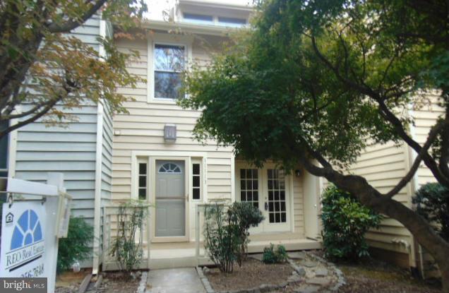 11113 Watermans Drive Reston, VA 20191 - Photo 2 of 29 Exterior (Front)