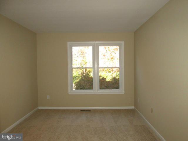 11113 Watermans Drive Reston, VA 20191 - Photo 13 of 29 Bedroom