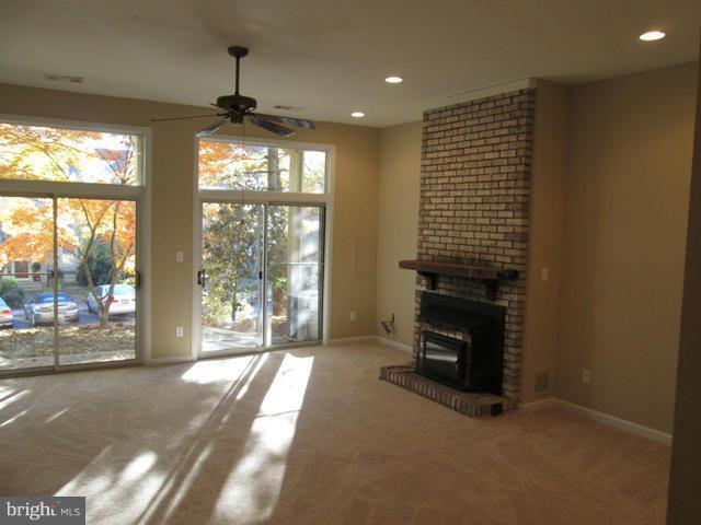 11113 Watermans Drive Reston, VA 20191 - Photo 26 of 29 Family Room