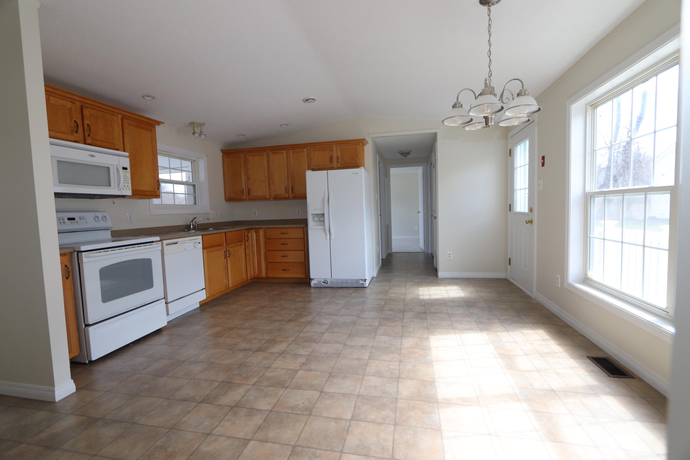 475-3 Haley Road, Unit 3 Kittery, ME 03905 - Photo 15 of 33 IMG_9390