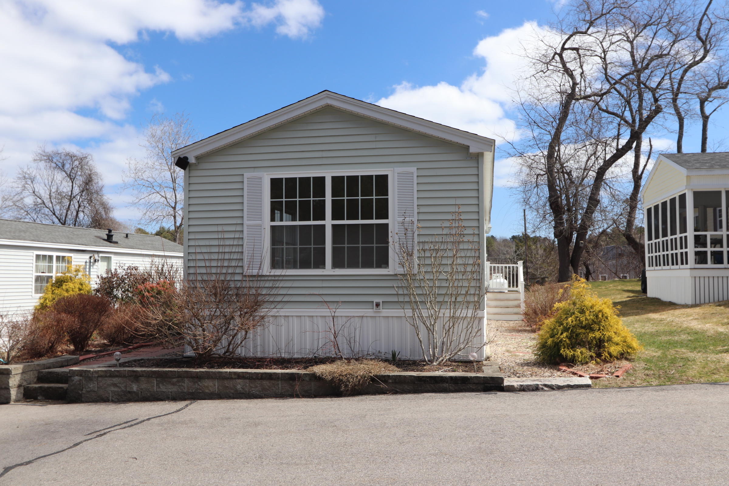 475-3 Haley Road, Unit 3 Kittery, ME 03905 - Photo 3 of 33 IMG_9375