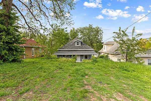 $139,900 | 3014 Olive Street, St. Joseph, MO 64507