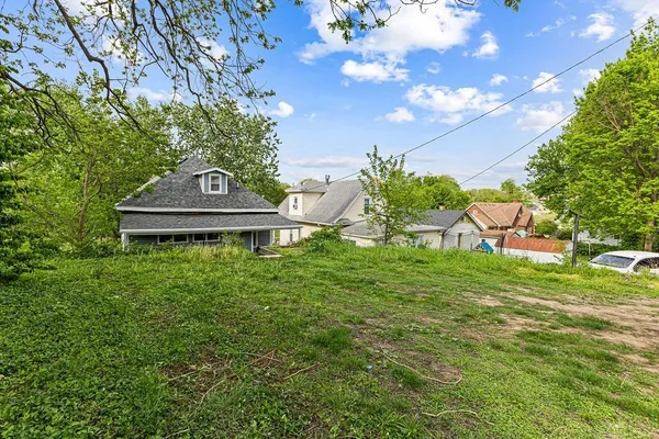 $139,900 | 3014 Olive Street, St. Joseph, MO 64507