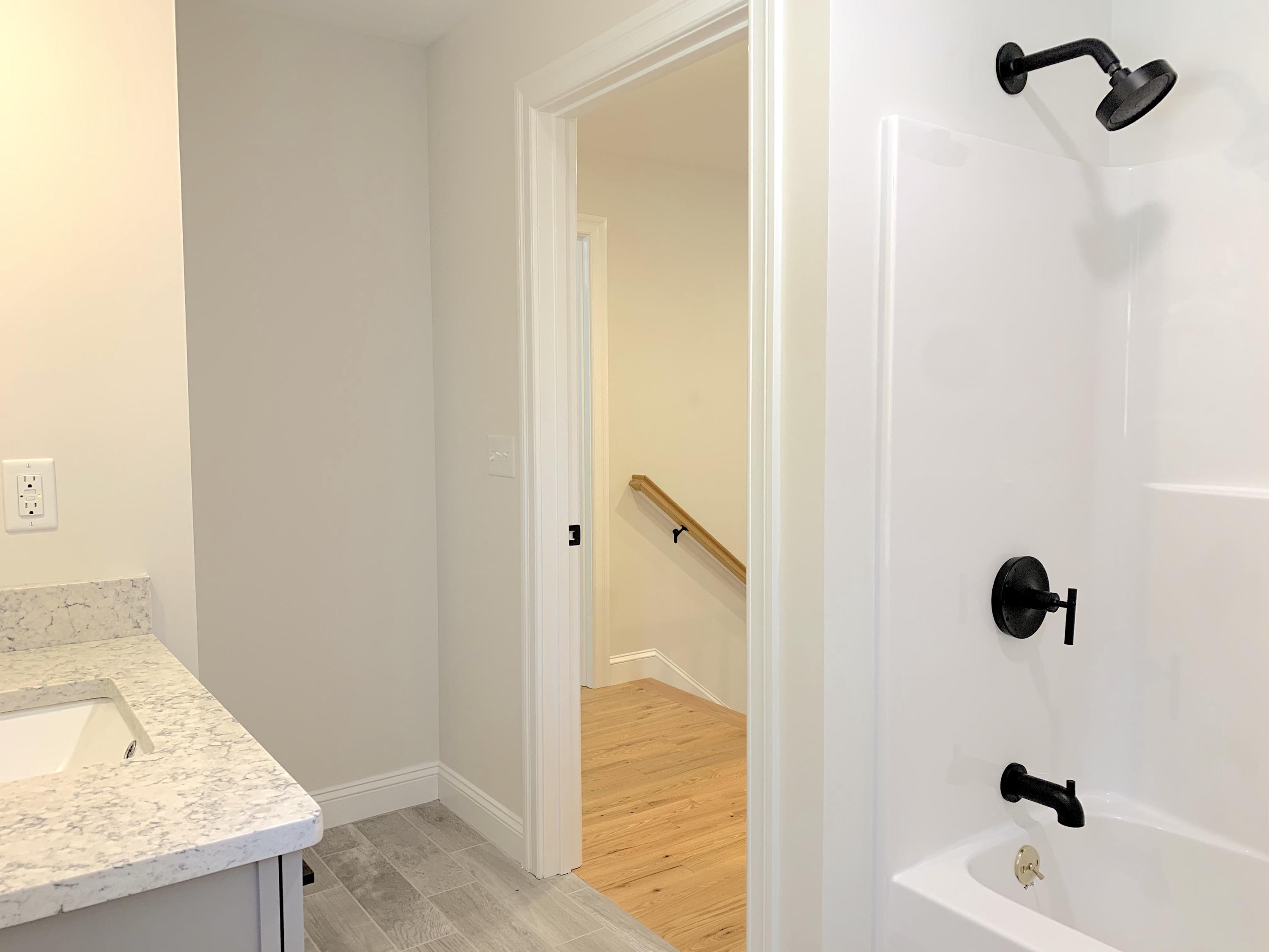 15 Miller Road Kittery Point, ME 03905 - Photo 12 of 24 Guest Bath