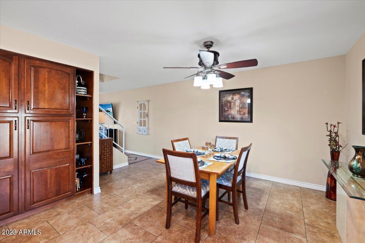 5123 North Granite Reef Road Scottsdale, AZ 85250 - Photo 16 of 21 Casual Dining