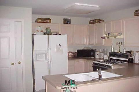 16742 Country Ridge Lane Macomb, MI 48044 - Photo 4 of 7 562695-3.JPG