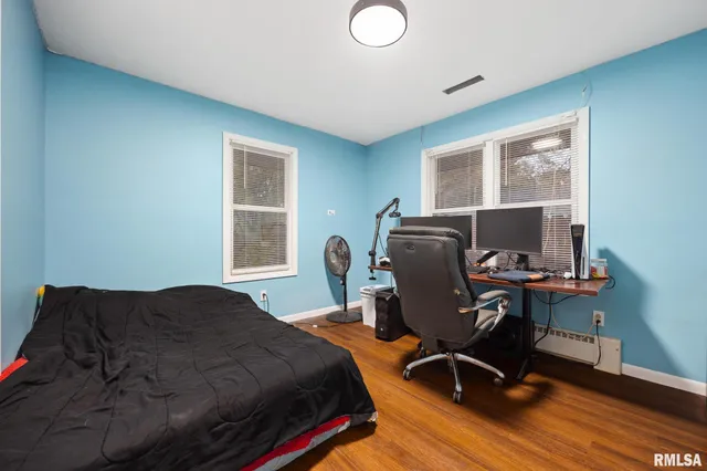 $200,000 | 302 West 4th Street, Mackinaw, IL 61755