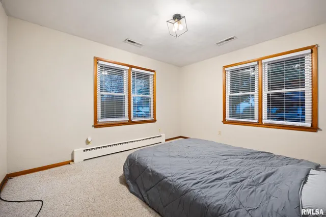 $200,000 | 302 West 4th Street, Mackinaw, IL 61755