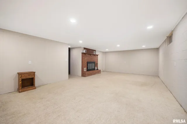 $200,000 | 302 West 4th Street, Mackinaw, IL 61755