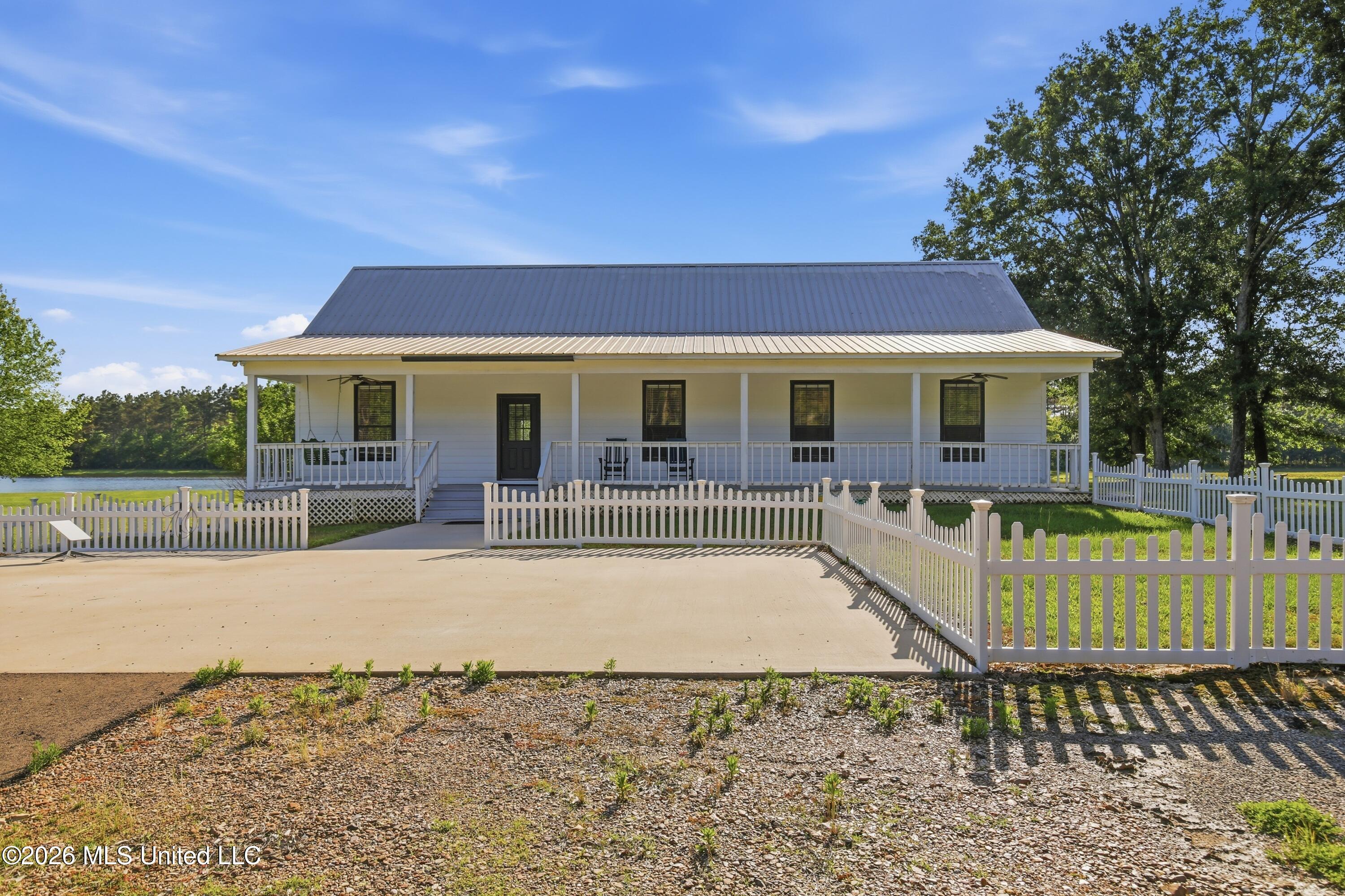 425 Rose Hill Road Bentonia, MS 39040 - Photo 98 of 150 6AD13584-9325-4863-9C96-C7151B92A8F6