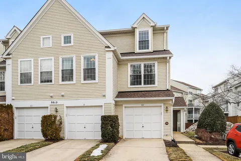 $485,000 | 6610 Thackwell Way, Unit 2102, Alexandria, VA 22315