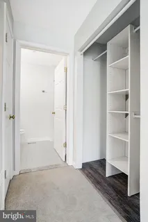 $485,000 | 6610 Thackwell Way, Unit 2102, Alexandria, VA 22315