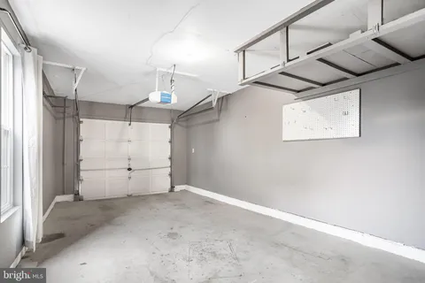 $485,000 | 6610 Thackwell Way, Unit 2102, Alexandria, VA 22315