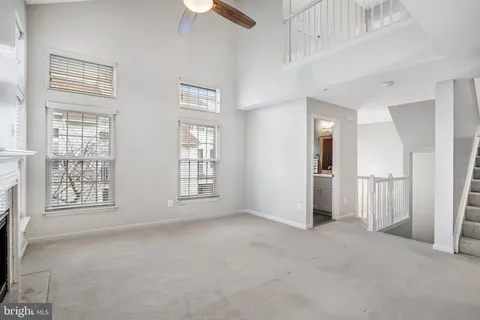 $485,000 | 6610 Thackwell Way, Unit 2102, Alexandria, VA 22315