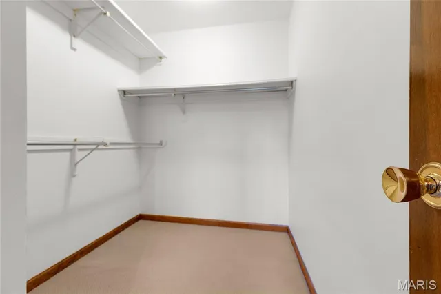 $730,000 | 621 Old Riverwoods Lane, Chesterfield, MO 63017