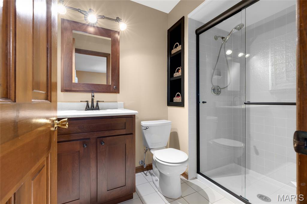 621 Old Riverwoods Lane Chesterfield, MO 63017 - Photo 27 of 62