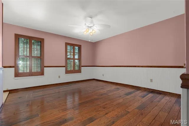 $730,000 | 621 Old Riverwoods Lane, Chesterfield, MO 63017