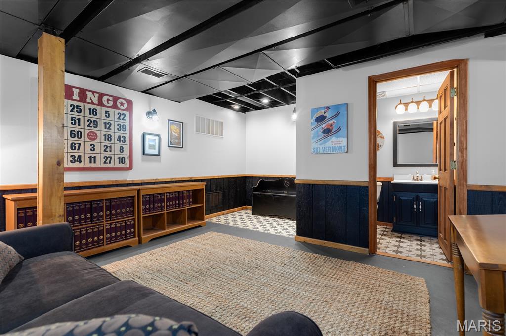 621 Old Riverwoods Lane Chesterfield, MO 63017 - Photo 39 of 62