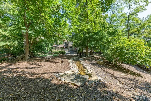 $730,000 | 621 Old Riverwoods Lane, Chesterfield, MO 63017