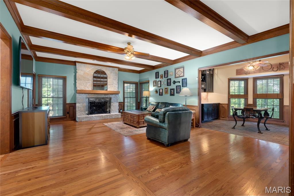 621 Old Riverwoods Lane Chesterfield, MO 63017 - Photo 9 of 62