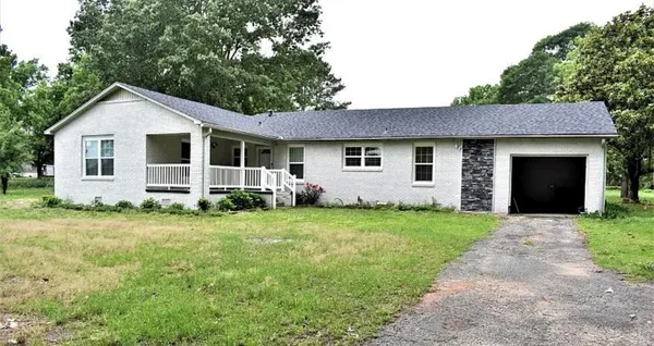 $235,000 | 14050 South 371st Highway, Taylor, AR 71861