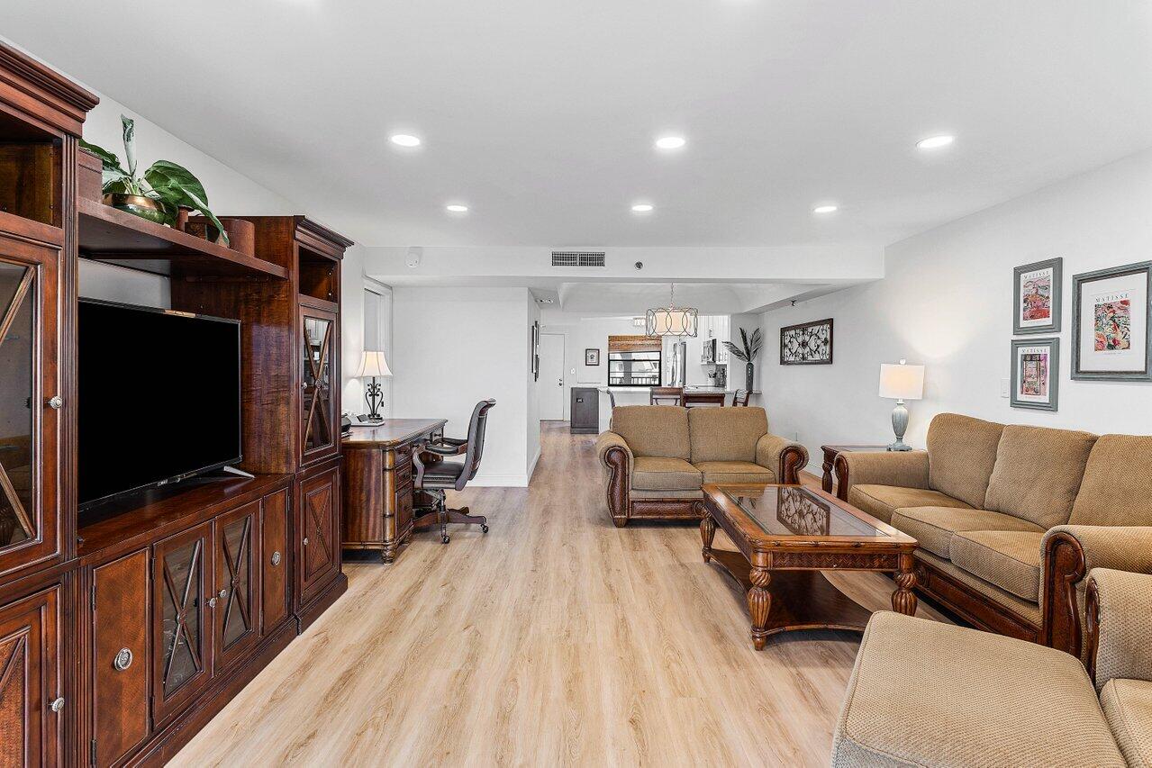 9220 Southwest 14th Street, Unit 3503 Boca Raton, FL 33428 - Photo 7 of 16 013-9220Southwest14thStreet-3503-BocaRat