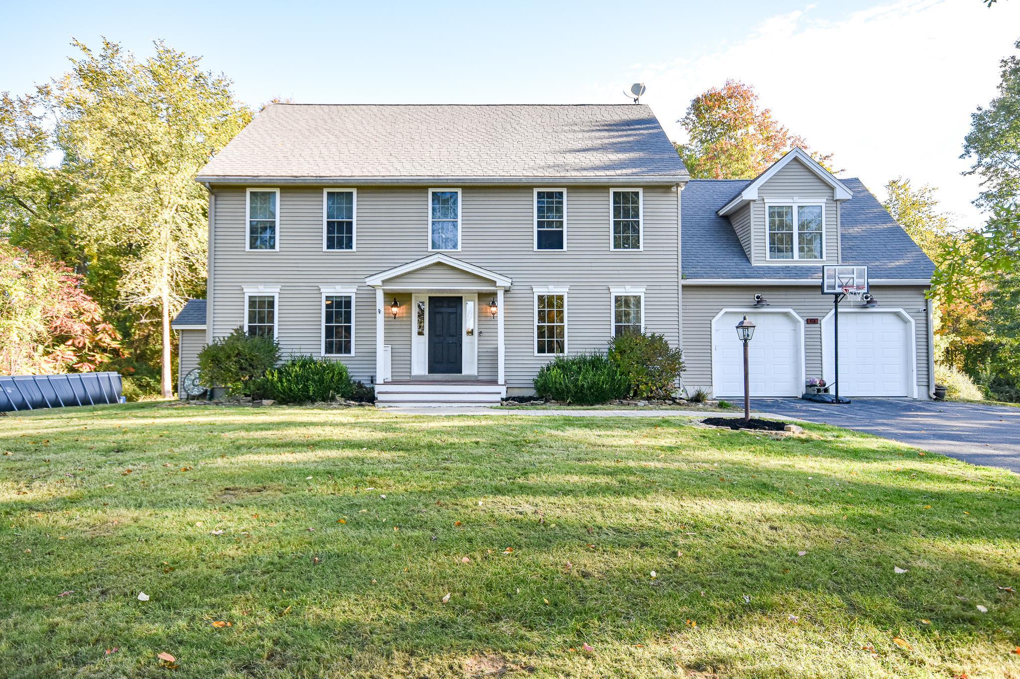 43 A Littleworth Road Dover, NH 03820 - Photo 1 of 38 Gallery Image 1