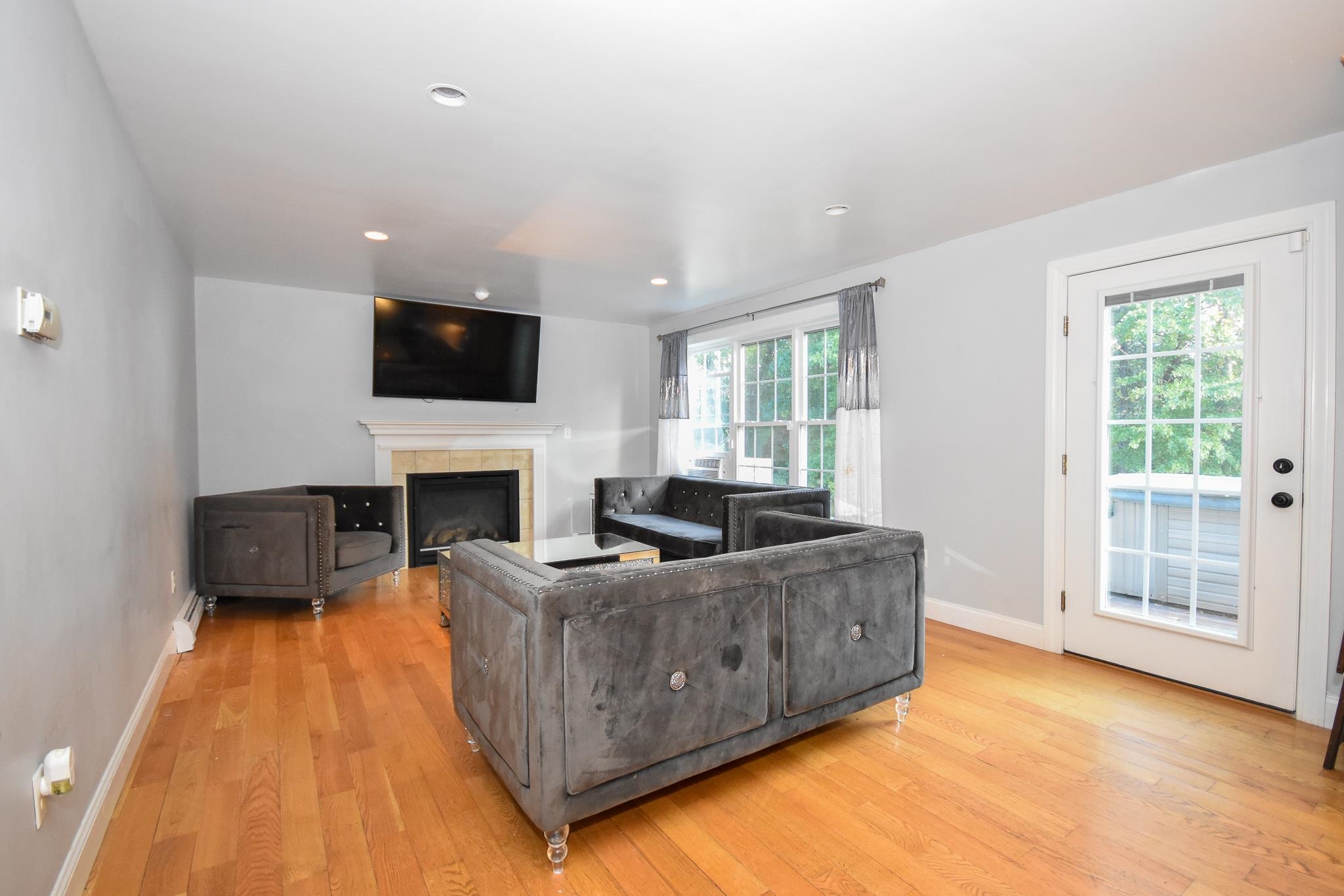 43 A Littleworth Road Dover, NH 03820 - Photo 10 of 38 Gallery Image 10