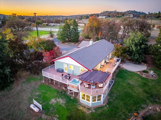 $927,000 | 4960 Creekhaven Road, Auburn, CA 95602