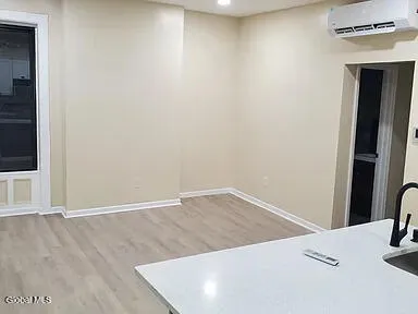 $1,700 | 170 Washington Avenue, Unit 3F, Albany, NY 12210