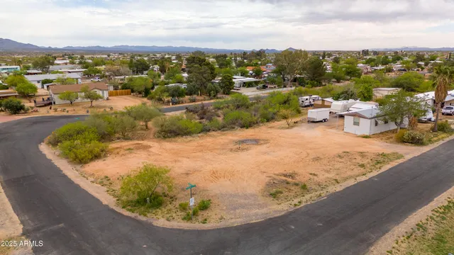 a view of a outdoor space